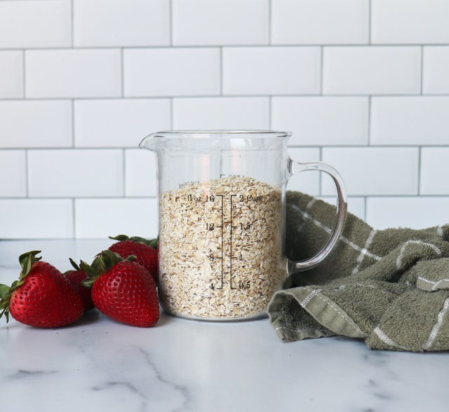 rolled oats to make oat milk