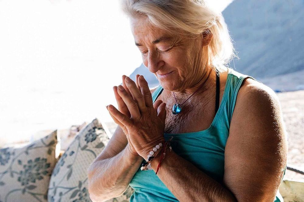 Christmas yoga in Egypt with Barbara Gordon