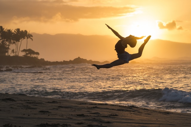 gain flexibility with aerial yoga